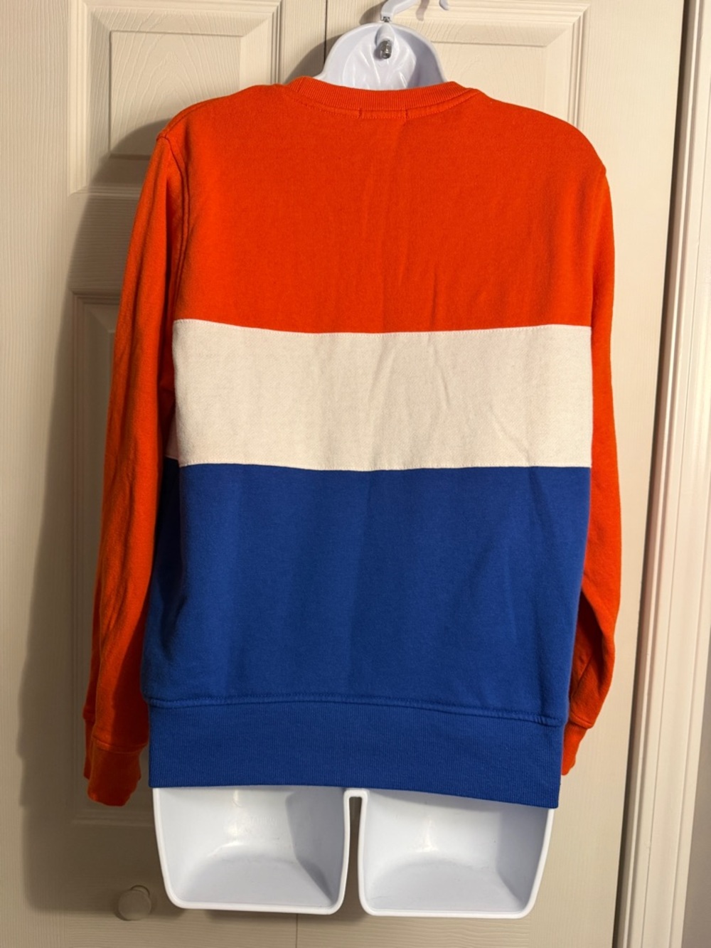 Women's Mitchell & Ness Knicks Color Block Crewneck size M, blue, white, orange - Picture 9 of 10